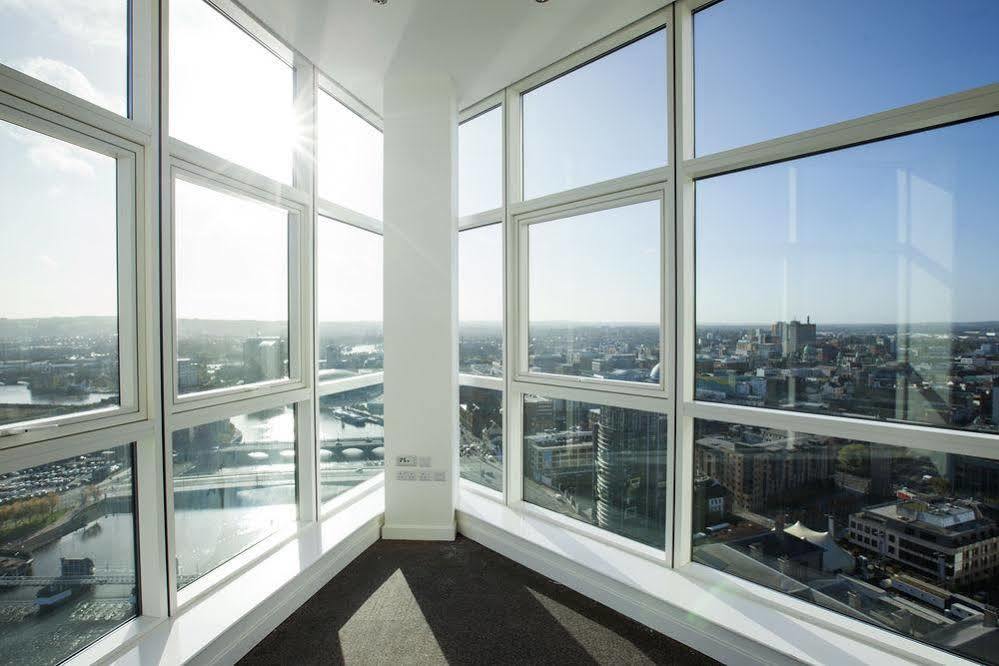 Obel Apartments By Beehosting Belfast Exteriör bild